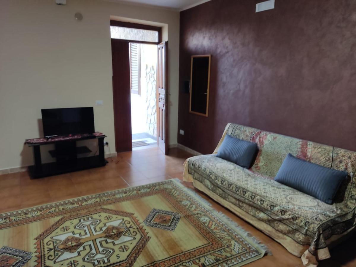 Casa Pamelia Lägenhet Frosinone Exteriör bild